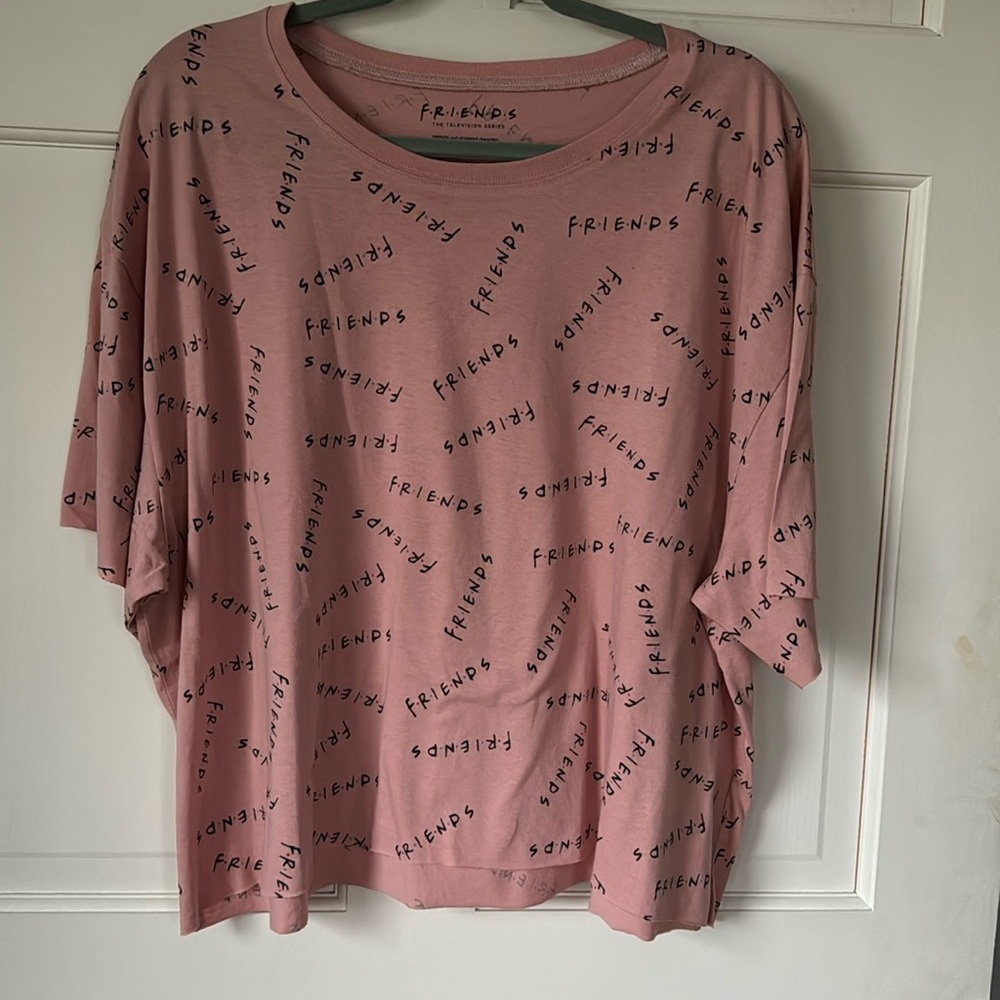 Friends Graphic T Shirt 2X. NWOT